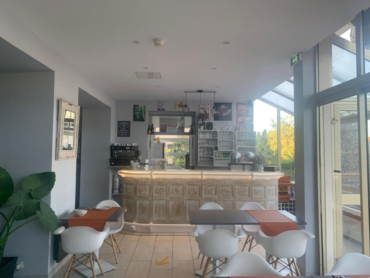 Logis Restaurant Le Kalliste Hotel Hyeres