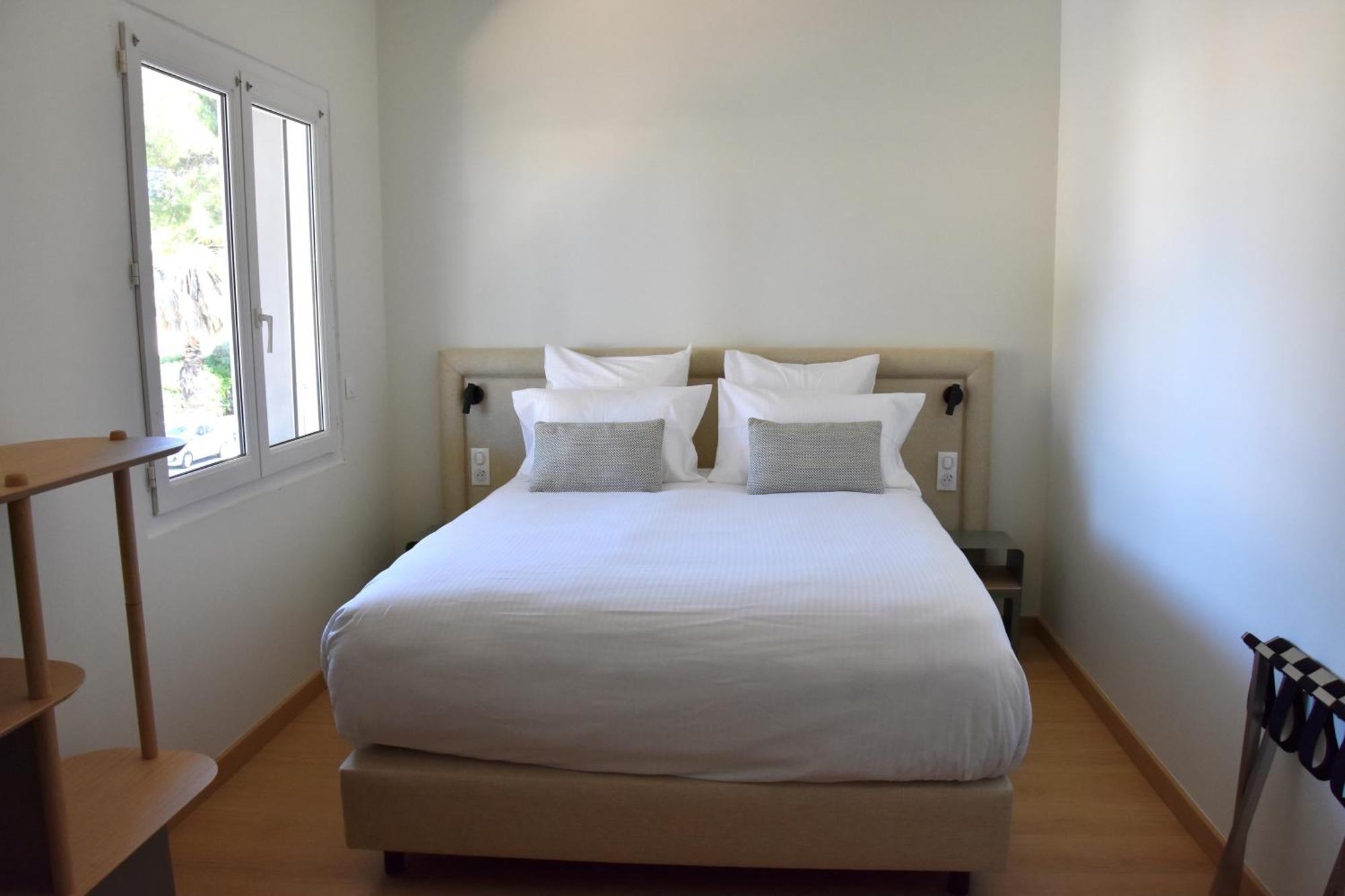 Le Ceinturon Hotel